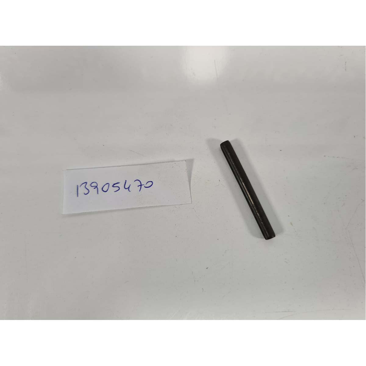 13905470 COTTER PIN PASADOR CNH NEW HOLLAND CASE